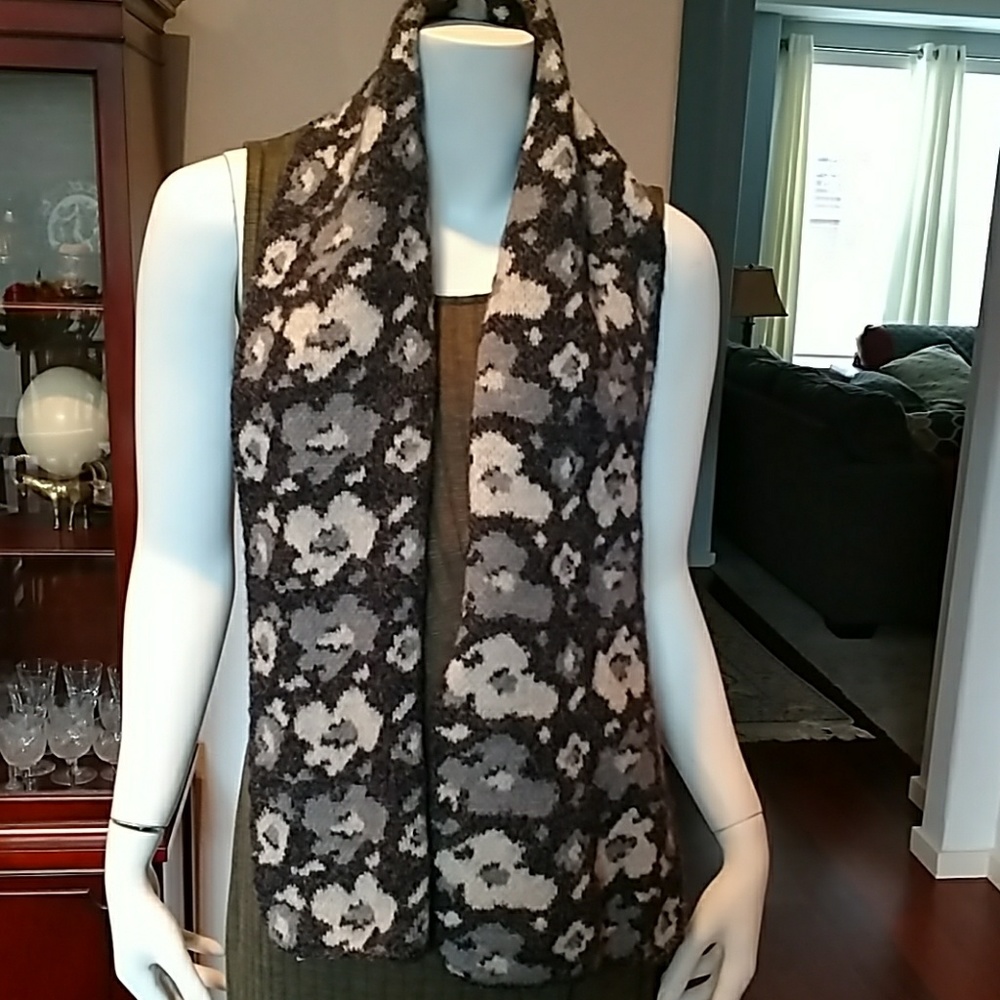 Anne Klein Scarf